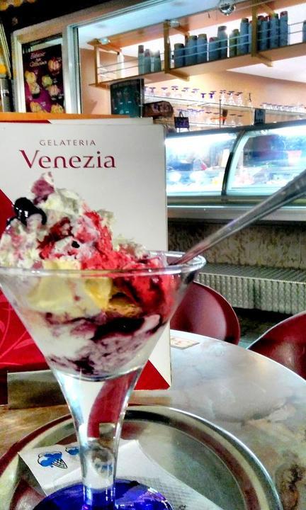 Eis Cafe Venezia