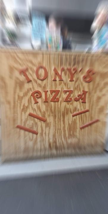 Tony's Pizzeria